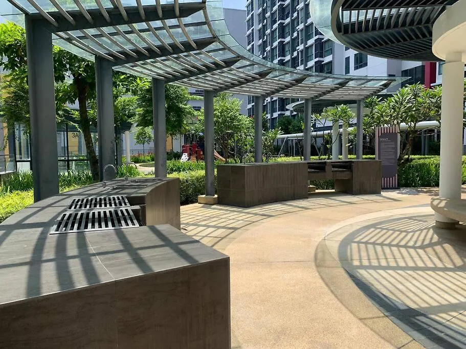 Apartment V Residence Suites 5-6Pax 3R1B Linked To Sunway Velocity Mall Mrt Lrt Maluri & Cochrane Klcc View Kuala Lumpur Malaysia